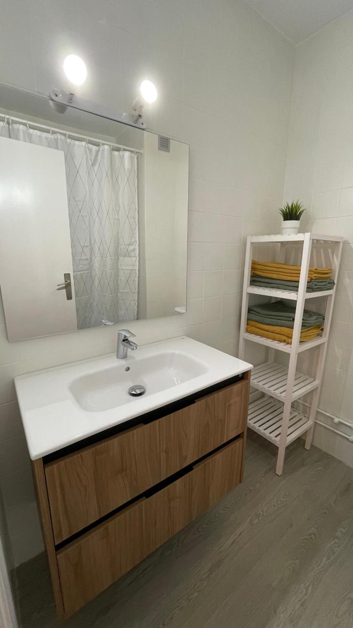 Charming Beachfront Apartment Murcia Buitenkant foto