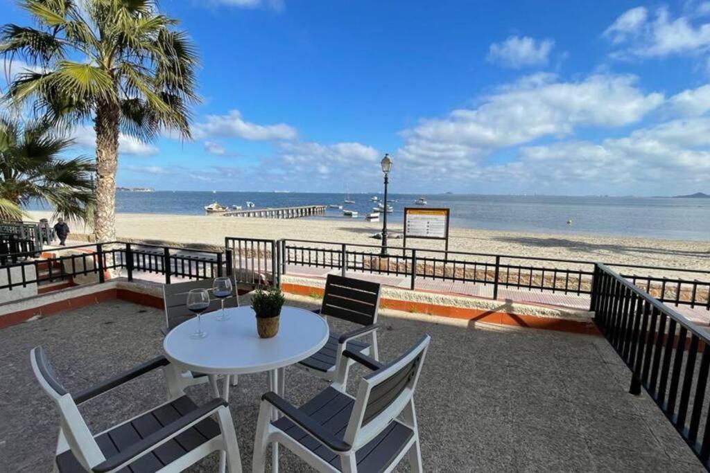 Charming Beachfront Apartment Murcia Buitenkant foto
