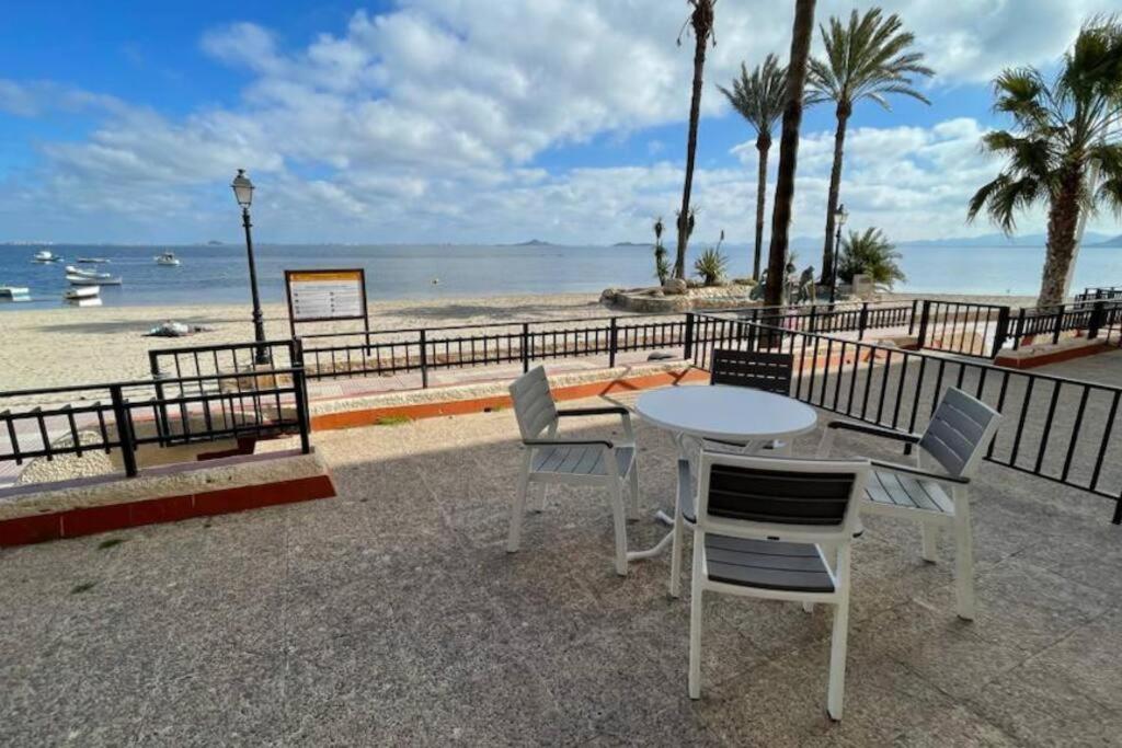 Charming Beachfront Apartment Murcia Buitenkant foto